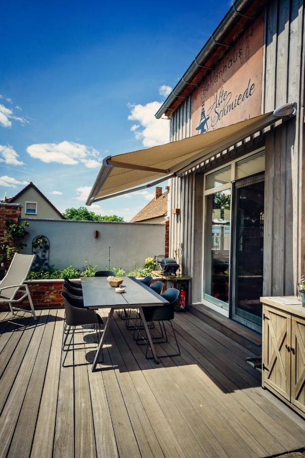 Alte Schmiede Mit Sauna, Pool Und Whirpool Im Aussenbereich Schoenstes Ferienhaus Der Lausitz Elsterheide Buitenkant foto