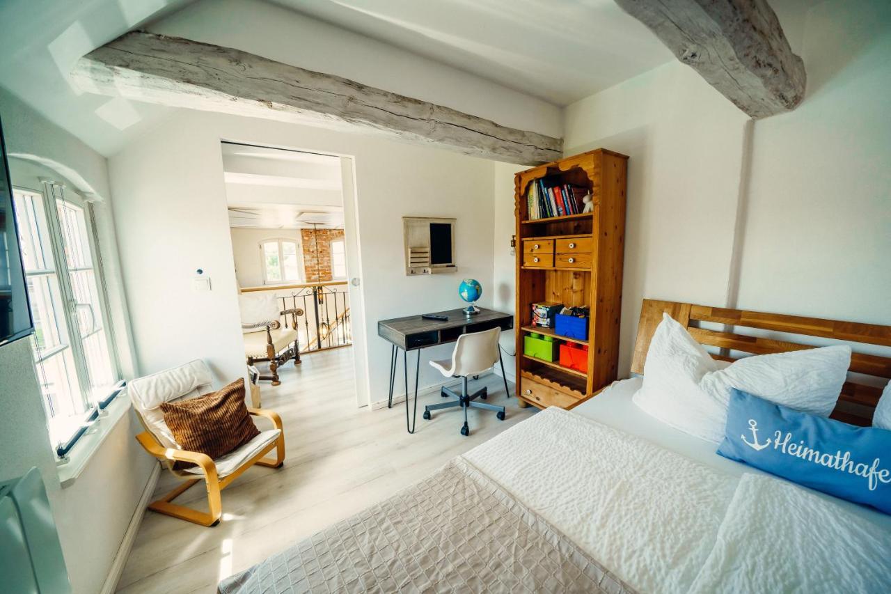 Alte Schmiede Mit Sauna, Pool Und Whirpool Im Aussenbereich Schoenstes Ferienhaus Der Lausitz Elsterheide Buitenkant foto