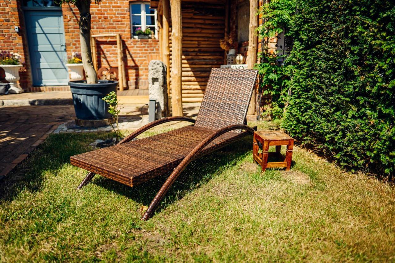 Alte Schmiede Mit Sauna, Pool Und Whirpool Im Aussenbereich Schoenstes Ferienhaus Der Lausitz Elsterheide Buitenkant foto