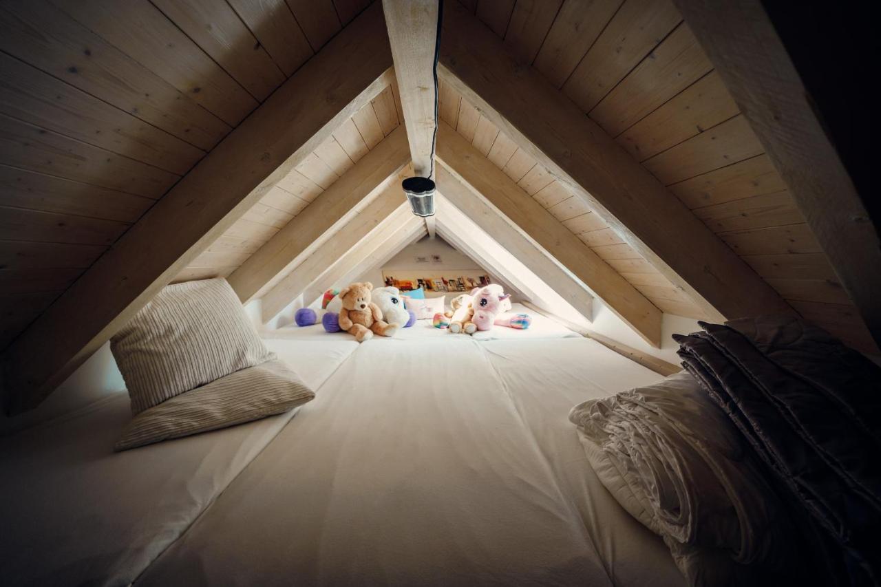 Alte Schmiede Mit Sauna, Pool Und Whirpool Im Aussenbereich Schoenstes Ferienhaus Der Lausitz Elsterheide Buitenkant foto