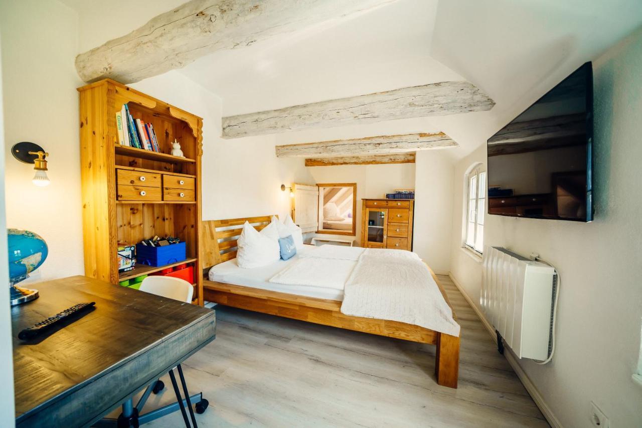 Alte Schmiede Mit Sauna, Pool Und Whirpool Im Aussenbereich Schoenstes Ferienhaus Der Lausitz Elsterheide Buitenkant foto