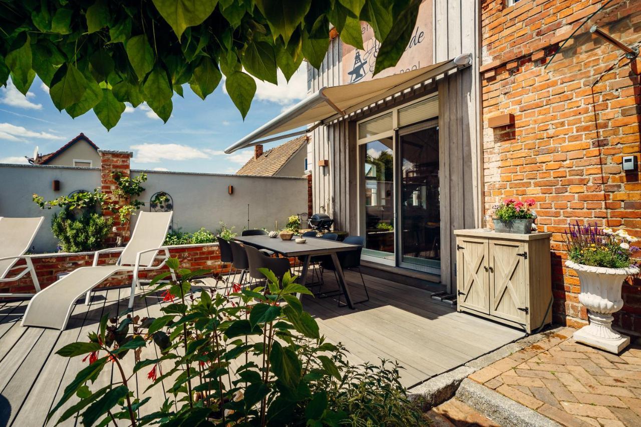 Alte Schmiede Mit Sauna, Pool Und Whirpool Im Aussenbereich Schoenstes Ferienhaus Der Lausitz Elsterheide Buitenkant foto