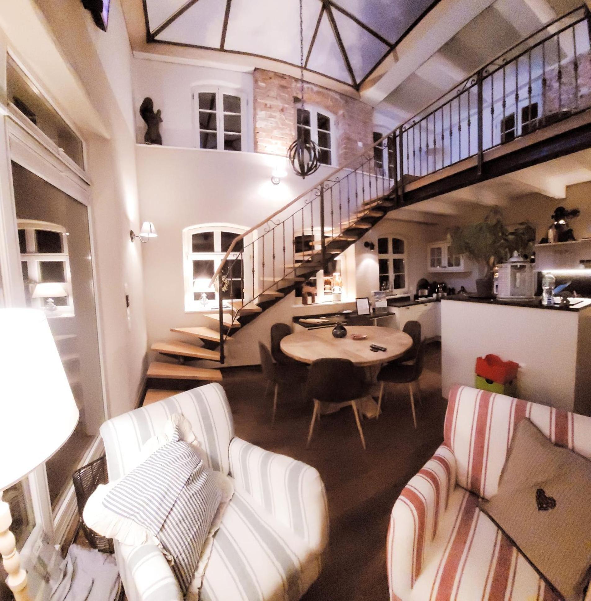 Alte Schmiede Mit Sauna, Pool Und Whirpool Im Aussenbereich Schoenstes Ferienhaus Der Lausitz Elsterheide Buitenkant foto